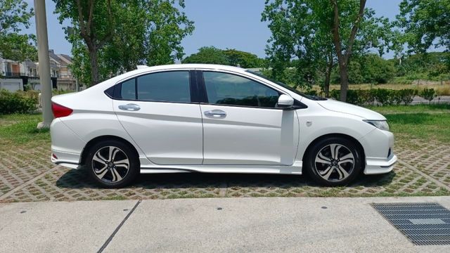 賞車前請先電話或LINE連絡預約!優惠賞車專線  第5張相片