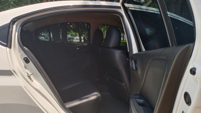 賞車前請先電話或LINE連絡預約!優惠賞車專線  第7張相片