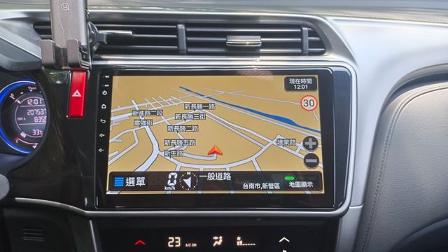 賞車前請先電話或LINE連絡預約!優惠賞車專線  第10張相片