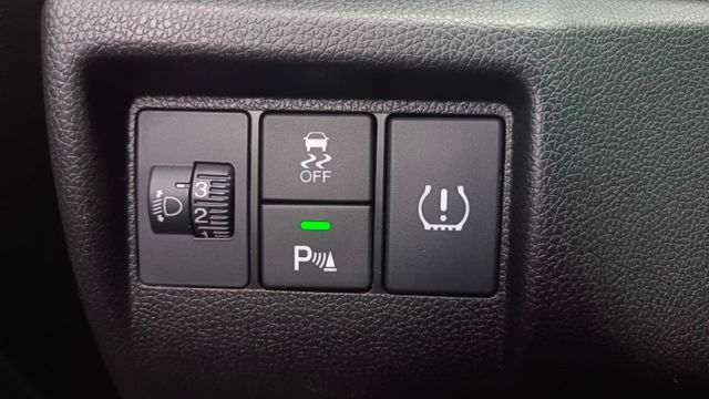 賞車前請先電話或LINE連絡預約!優惠賞車專線  第14張相片