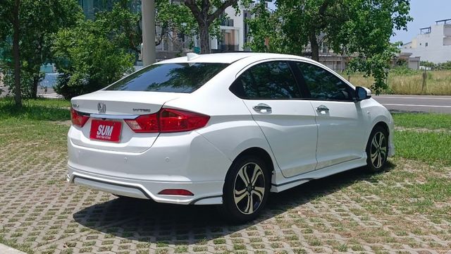 賞車前請先電話或LINE連絡預約!優惠賞車專線  第17張相片