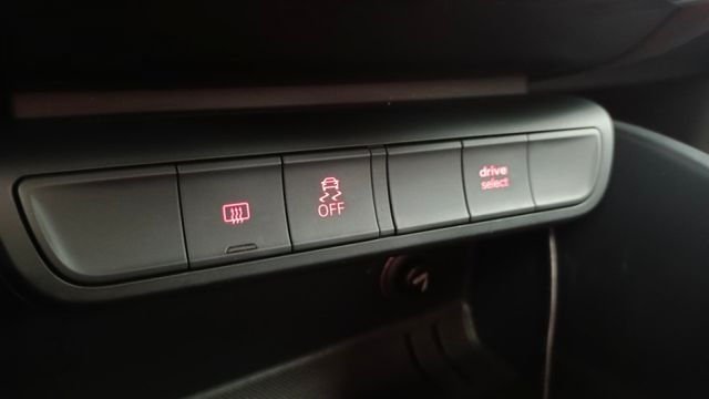 賞車前請先電話或LINE連絡預約!優惠賞車專線  第15張相片