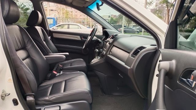 賞車前請先電話或LINE連絡預約!優惠賞車專線  第11張相片