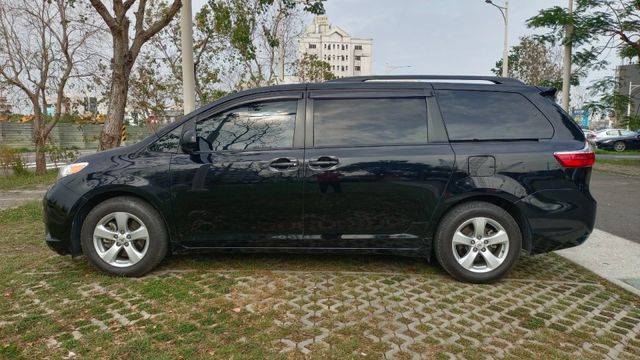 賞車前請先電話或LINE連絡預約!優惠賞車專線  第17張相片