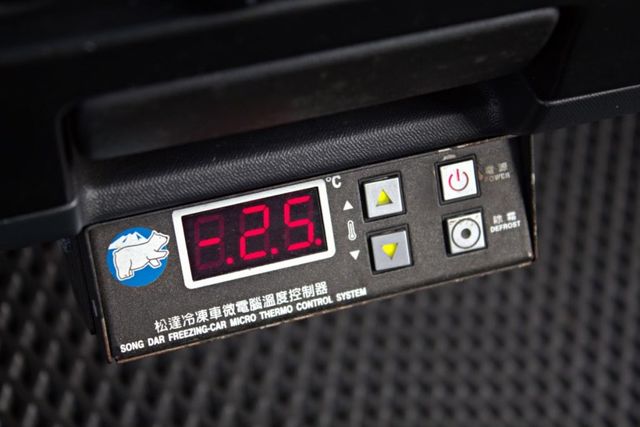 賞車前請先電話或LINE連絡預約!優惠賞車專線  第7張相片