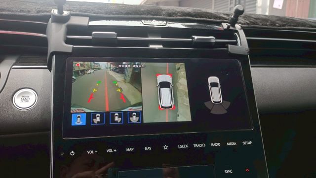 賞車前請先電話或LINE連絡預約!優惠賞車專線  第13張相片