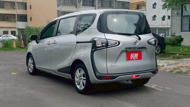 賞車前請先電話或LINE連絡預約!優惠賞車專線  第17張相片