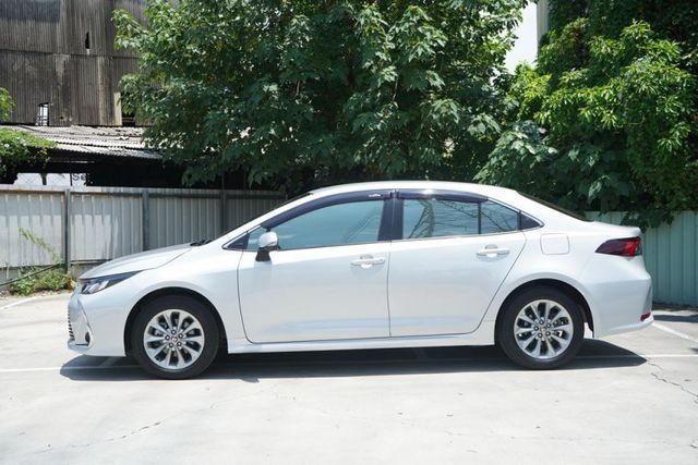 賞車前請先電話或LINE連絡預約!優惠賞車專線  第18張相片