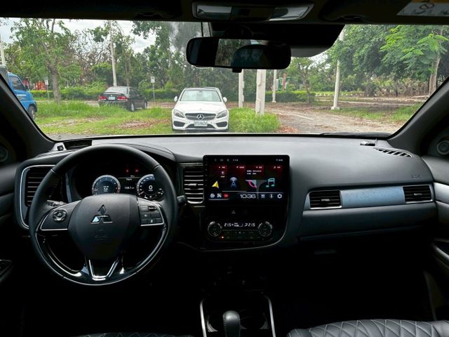 賞車前請先電話或LINE連絡預約!優惠賞車專線  第2張相片