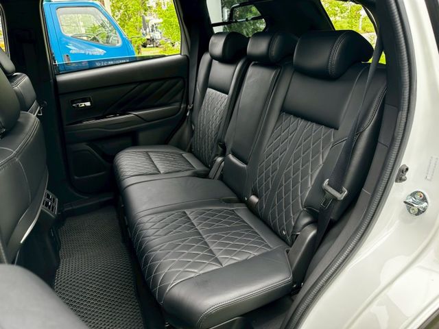 賞車前請先電話或LINE連絡預約!優惠賞車專線  第11張相片