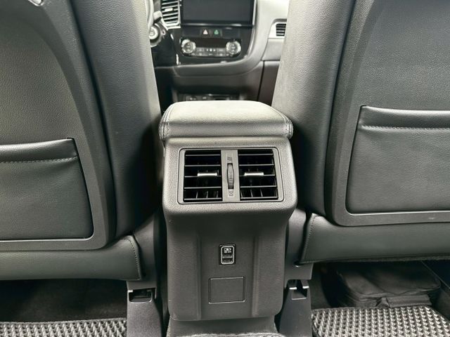 賞車前請先電話或LINE連絡預約!優惠賞車專線  第12張相片