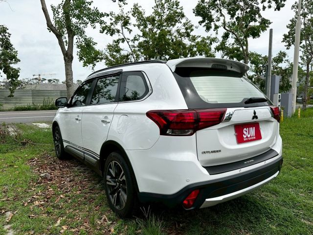 賞車前請先電話或LINE連絡預約!優惠賞車專線  第19張相片