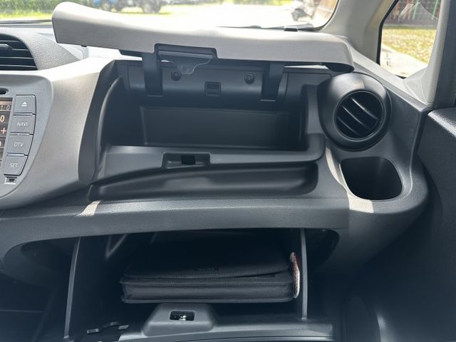 賞車前請先電話或LINE連絡預約!優惠賞車專線  第18張相片