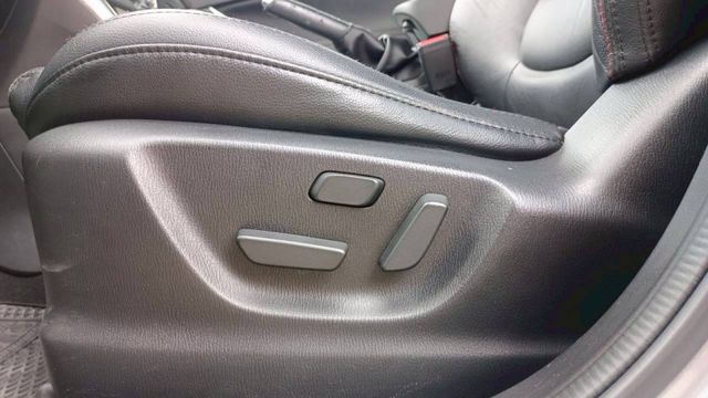 賞車前請先電話或LINE連絡預約!優惠賞車專線  第17張相片