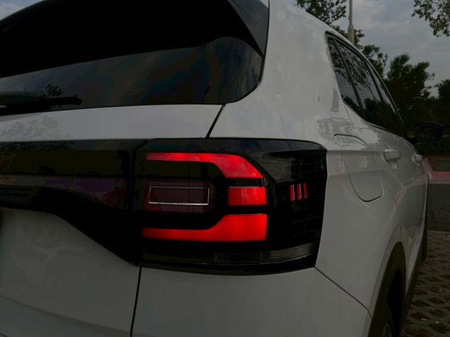 賞車前請先電話或LINE連絡預約!優惠賞車專線  第11張相片