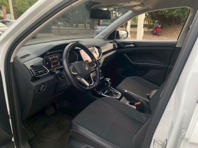 賞車前請先電話或LINE連絡預約!優惠賞車專線  第16張相片