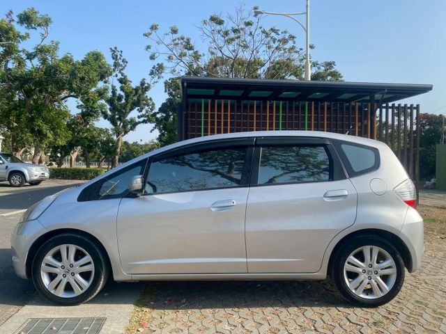 賞車前請先電話或LINE連絡預約!優惠賞車專線  第4張相片