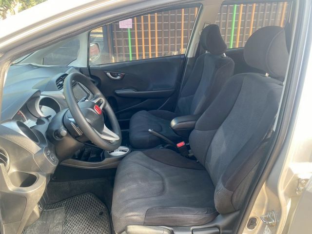 賞車前請先電話或LINE連絡預約!優惠賞車專線  第13張相片