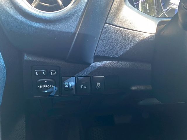 賞車前請先電話或LINE連絡預約!優惠賞車專線  第13張相片