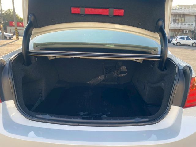 賞車前請先電話或LINE連絡預約!優惠賞車專線  第10張相片