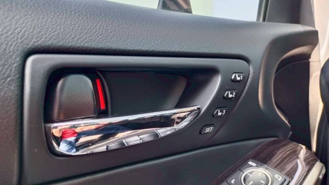 賞車前請先電話或LINE連絡預約!優惠賞車專線  第16張相片