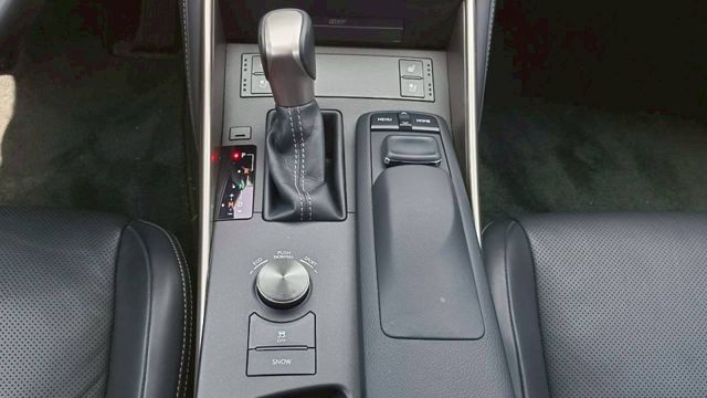 賞車前請先電話或LINE連絡預約!優惠賞車專線  第19張相片