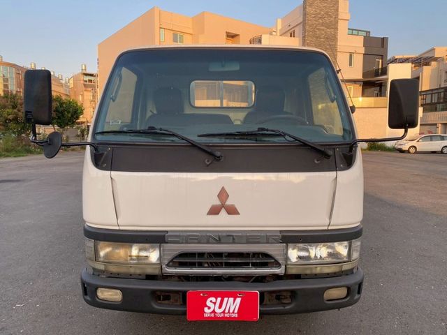 0929022755。陳老闆  手排 白 框式 升降尾門 引擎有整理工單 車況綿綿  第2張相片