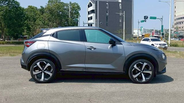 賞車前請先電話或LINE連絡預約!優惠賞車專線  第9張相片