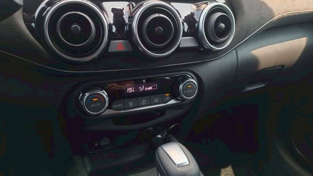 賞車前請先電話或LINE連絡預約!優惠賞車專線  第18張相片