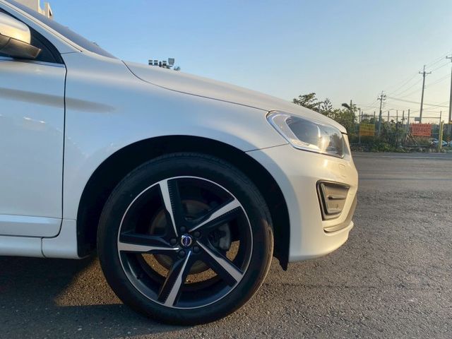 賞車前請先電話或LINE連絡預約!優惠賞車專線  第9張相片