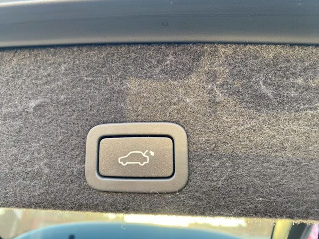 賞車前請先電話或LINE連絡預約!優惠賞車專線  第12張相片