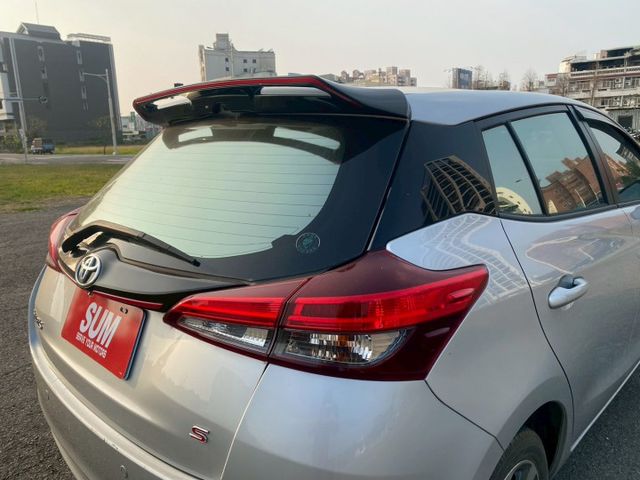 0929022755。陳老闆/免鑰匙 定速 電收折後視鏡 倒車顯影  第10張相片