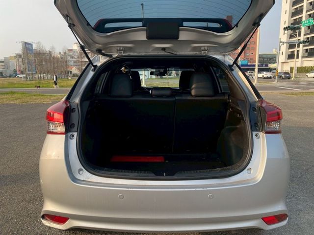 0929022755。陳老闆/免鑰匙 定速 電收折後視鏡 倒車顯影  第11張相片