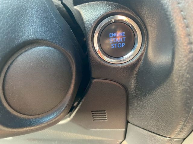 0929022755。陳老闆/免鑰匙 定速 電收折後視鏡 倒車顯影  第15張相片