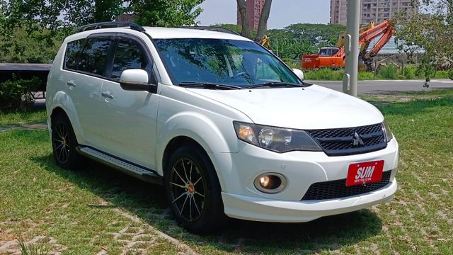 賞車前請先電話或LINE連絡預約!優惠賞車專線  第3張相片