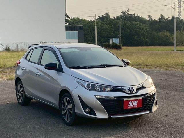 0929022755。陳老闆/免鑰匙 定速 電收折後視鏡 倒車顯影  第3張相片