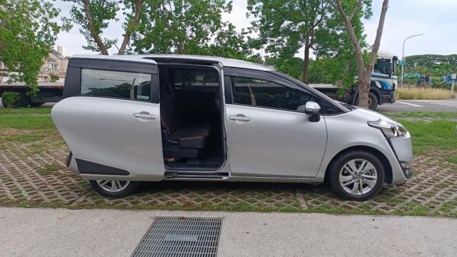 賞車前請先電話或LINE連絡預約!優惠賞車專線  第5張相片