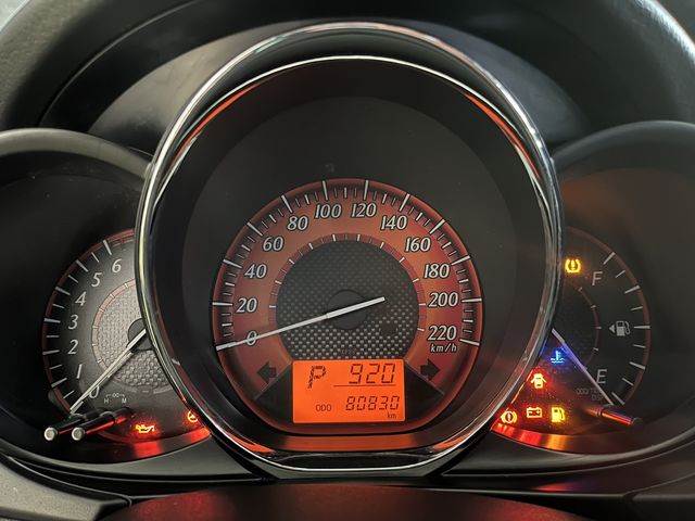 YARIS 1.5  第10張相片