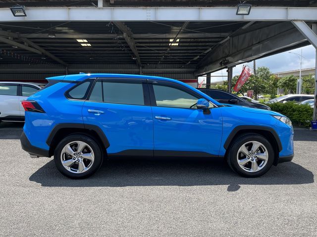 RAV4 2.0  第4張相片