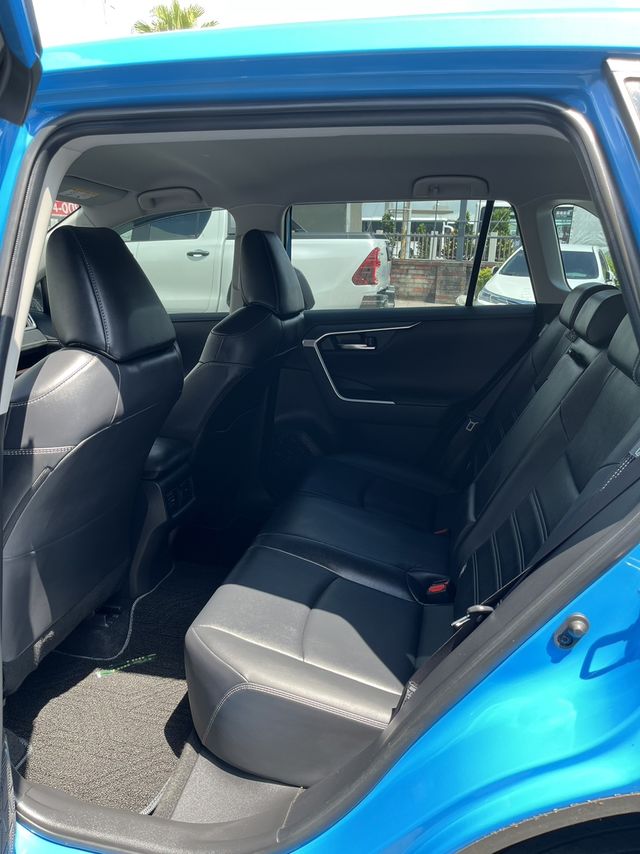 RAV4 2.0  第8張相片