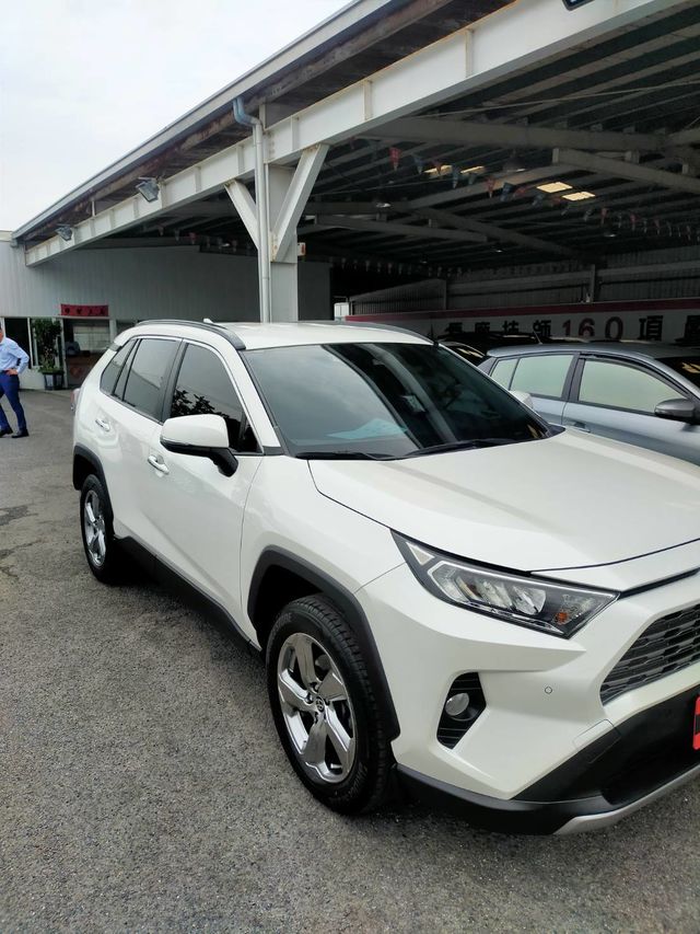 RAV4 2.0  第3張相片