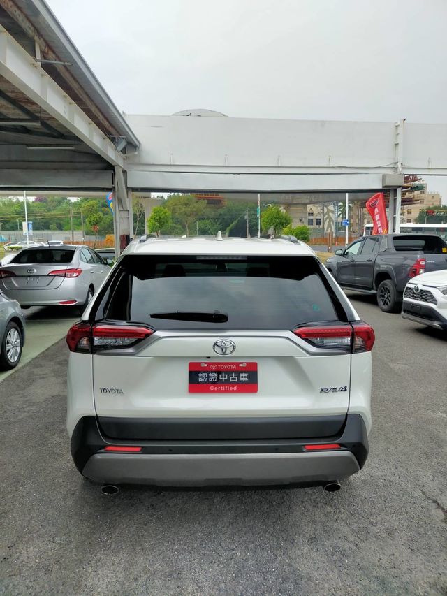 RAV4 2.0  第6張相片