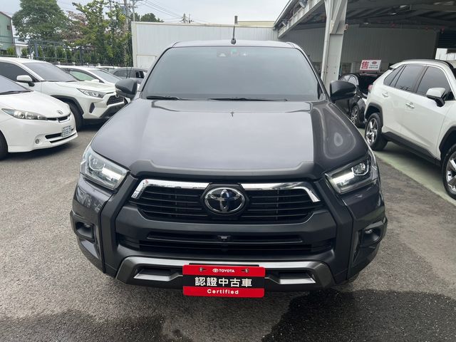 HILUX 2.8  第2張相片