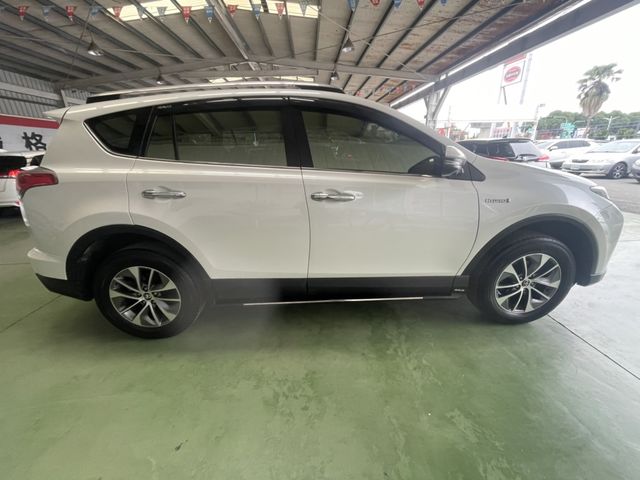 RAV4 2.5 HV  第4張相片
