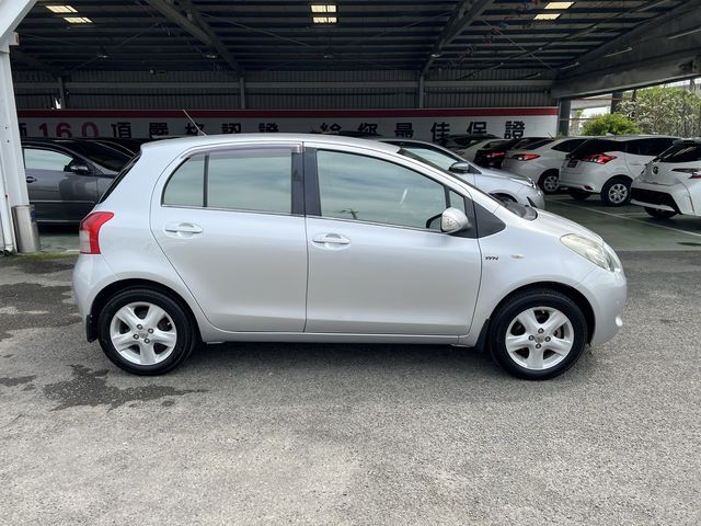 YARIS 1.5  第4張相片