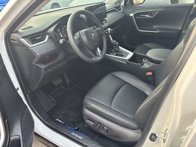 RAV4 2.0  第8張相片