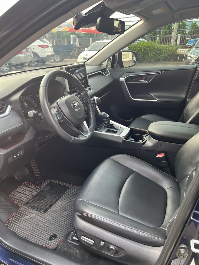 RAV4 2.0  第7張相片