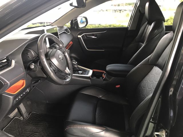 RAV4 2.5 4WD  第7張相片