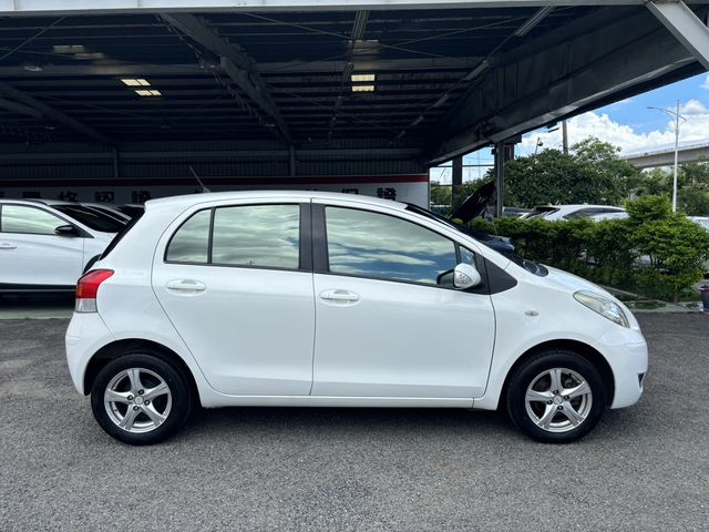 YARIS 1.5  第4張相片