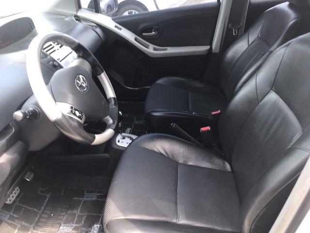 YARIS 1.5  第7張相片